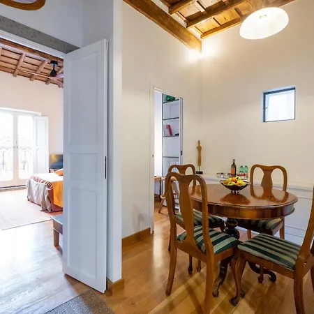 Stylish Navona Apartment Rome