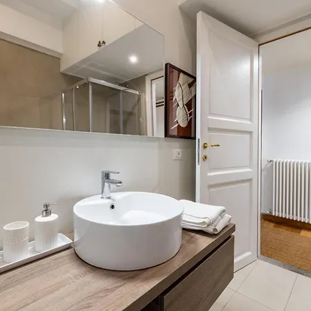 Stylish Navona Apartment