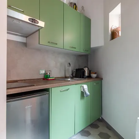 Stylish Navona Apartment *